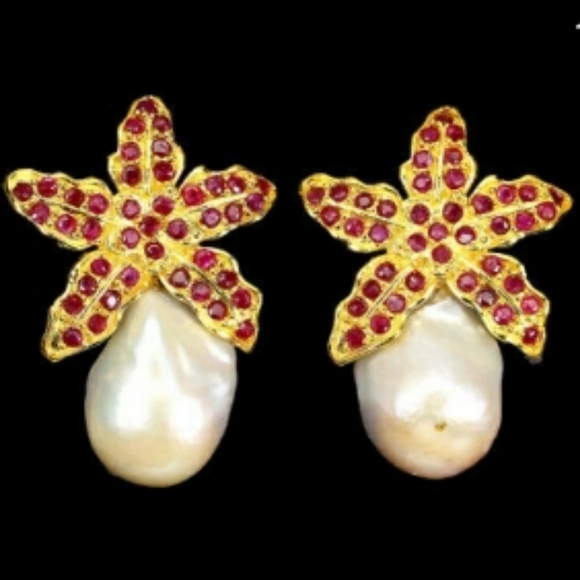 Baroque Pearl Star Flower Ruby Earrings W5